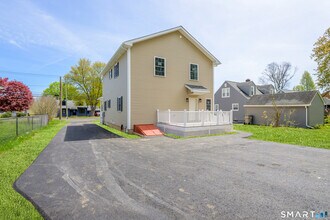 57 Jerome Ave in Bristol, CT - Building Photo - Building Photo