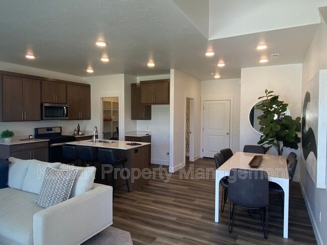 1133 N 1920 W in Kaysville, UT - Building Photo - Building Photo