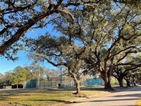 2727 Houston Ave photo'