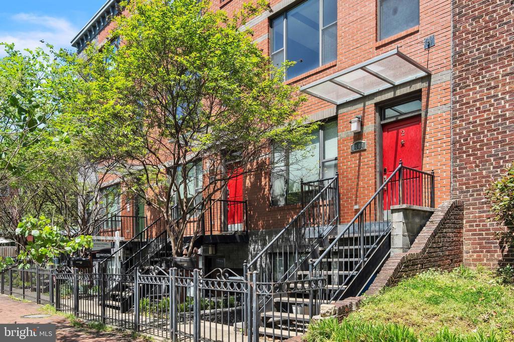 1404 K St SE in Washington, DC - Building Photo