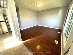 552 Monteith Ave in Oshawa, ON - Building Photo - Building Photo