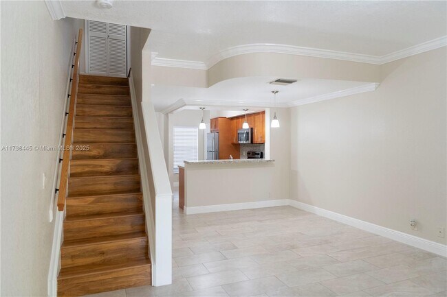 178 SW 96th Ave in Plantation, FL - Foto de edificio - Building Photo