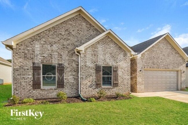 135 Avalon Wy in Clanton, AL - Building Photo - Building Photo