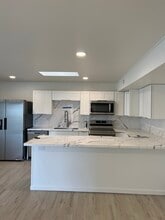 46-116 Heeia St, Unit Main House in Kaneohe, HI - Foto de edificio - Building Photo