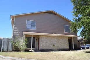 1302 Covey Ln in Killeen, TX - Building Photo