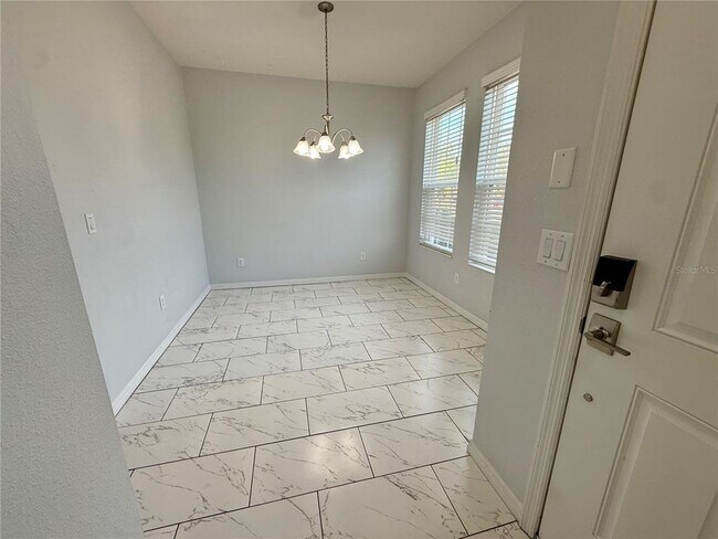 7011 White Treetop Pl in Riverview, FL - Building Photo - Building Photo