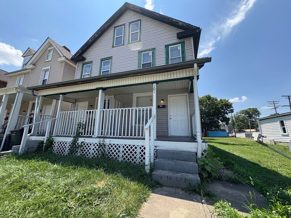 99-101 N Central Ave in Columbus, OH - Building Photo