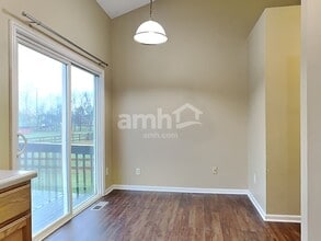 4695 Woodfield Dr in Cincinnati, OH - Building Photo - Building Photo