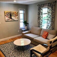 12 Stearns St, Unit 2 in Malden, MA - Building Photo - Building Photo