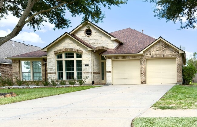 property at 5407 Stoneridge Ct