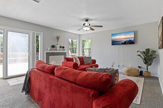 12132 Thompkins Dr in Austin, TX - Building Photo - Building Photo