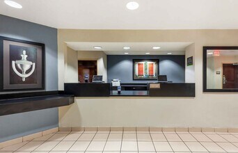 Furnished Studio-Fort Worth - City View in Fort Worth, TX - Building Photo - Building Photo