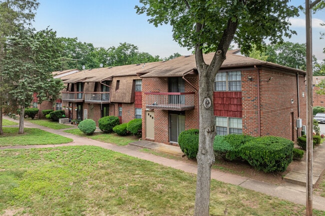 Easton North Apartments