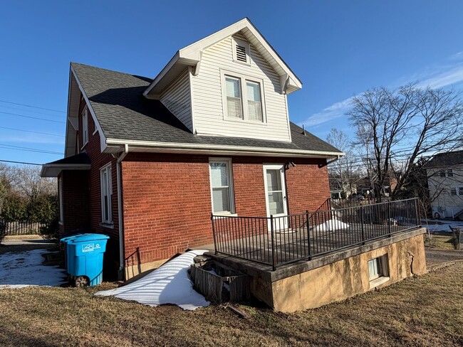 1311 Chesterfield St SW in Roanoke, VA - Building Photo - Building Photo