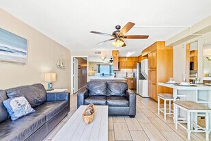 8743 Thomas Dr, Unit SI FL10-ID1355042P in Panama City Beach, FL - Building Photo