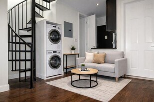 120 E 102nd St in New York, NY - Building Photo