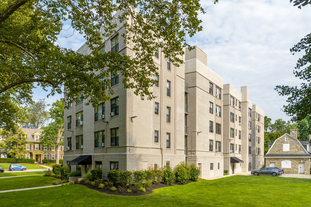 Fairview Arms Apartments in Philadelphia, PA - Building Photo