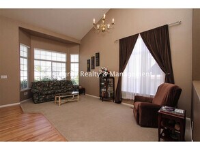 10198 Foxridge Cir in Littleton, CO - Building Photo - Building Photo