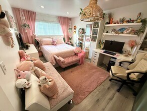 843 4th St, Unit #207 in Santa Monica, CA - Foto de edificio - Building Photo