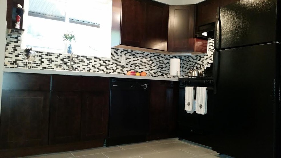 Venice Ashby Phase I Apartments Bristol, PA Apartments For Rent