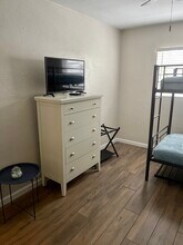 400 Oakridge Blvd, Unit 16 in Daytona Beach, FL - Building Photo - Building Photo