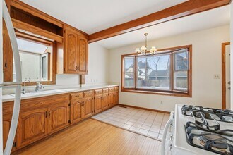 661 Surrey Ave E in St. Paul, MN - Foto de edificio - Building Photo