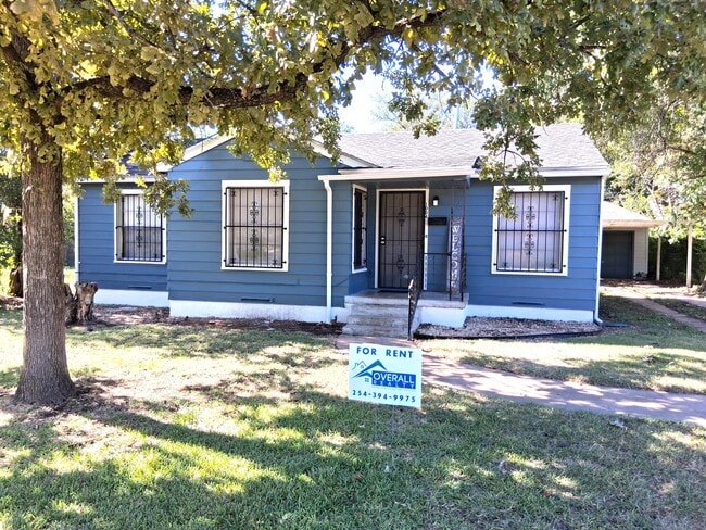 property at 1004 Nolan Ave