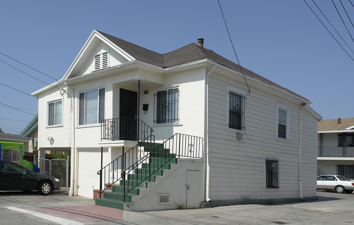 1127-1133 86th Ave in Oakland, CA - Building Photo