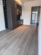689-689 The Queensway in Toronto, ON - Building Photo - Building Photo