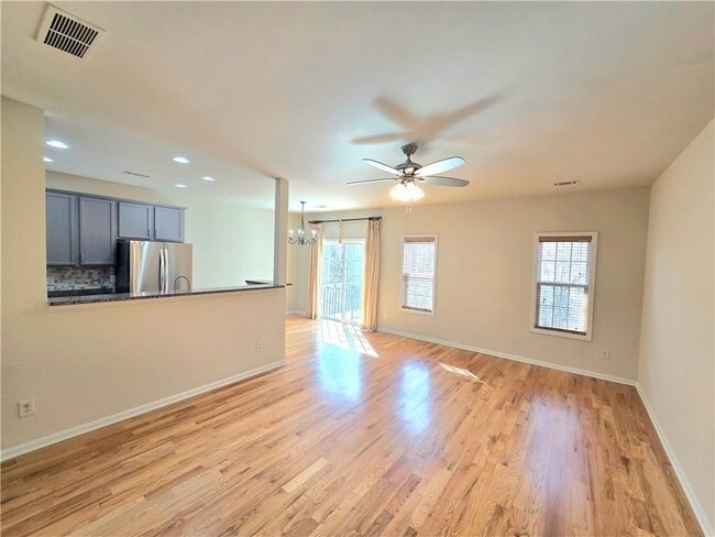 3044 Cedar Glade Ln NE in Buford, GA - Foto de edificio - Building Photo