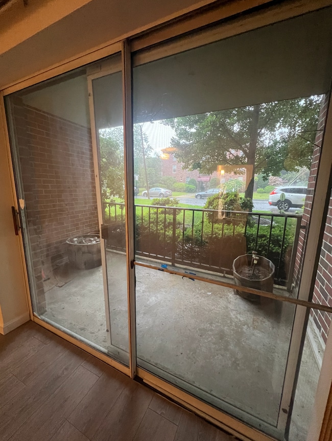 50-56 Broadlawn Park, Unit 1 in Boston College, MA - Building Photo - Building Photo