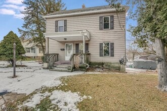 155 Main St in Newton, NJ - Building Photo - Building Photo