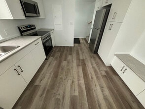 11208-11251 51 St NW in Edmonton, AB - Building Photo - Building Photo