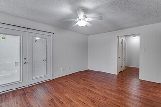 2116 Ming Dr in Fort Worth, TX - Building Photo - Building Photo