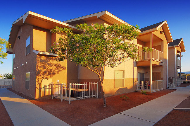 Cimmaron II Apartments in Anthony, NM - Building Photo