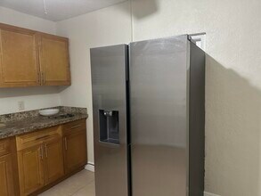 225 NW 125th St in North Miami, FL - Building Photo - Building Photo