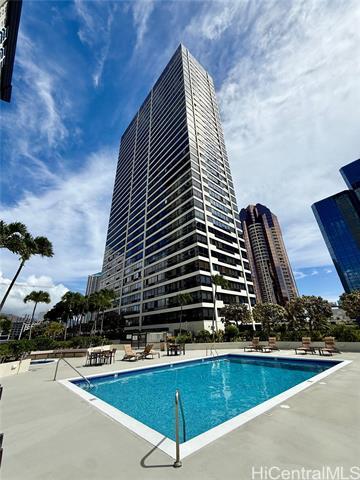 876 Curtis St in Honolulu, HI - Building Photo