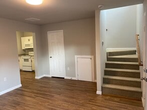 90 Crabapple Rdg in Dahlonega, GA - Foto de edificio - Building Photo