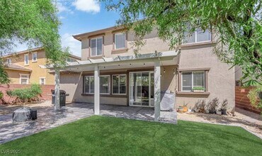 5466 Fawn Chase Way in Las Vegas, NV - Foto de edificio - Building Photo