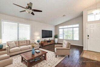 2235 E Morrow Dr in Phoenix, AZ - Building Photo - Building Photo