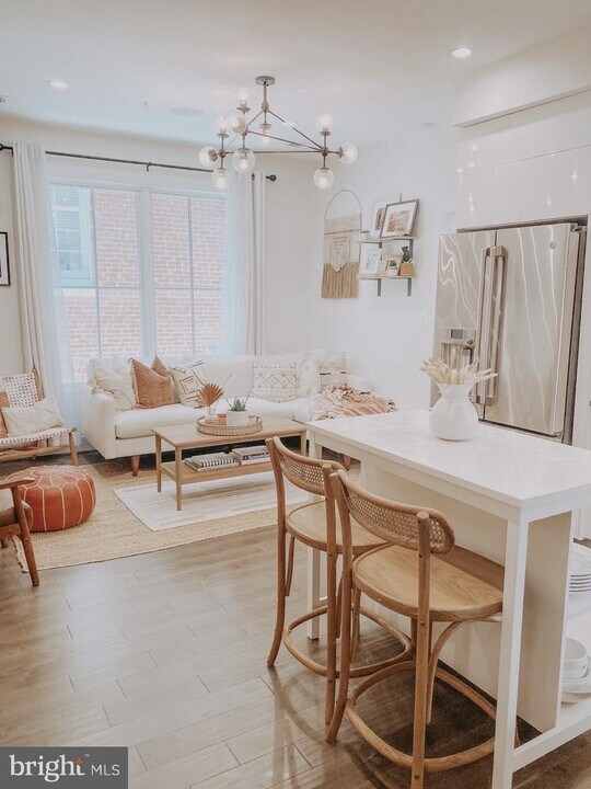 625 Park Rd NW-Unit -103 in Washington, DC - Building Photo