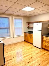 583 Washington Ave, Unit 2 in Portland, ME - Building Photo - Building Photo