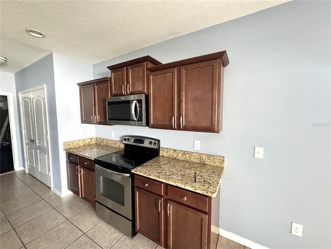 2120 Song Sparrow Ct in Ruskin, FL - Building Photo - Building Photo