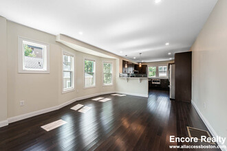 174 Fulton St in Medford, MA - Building Photo - Building Photo