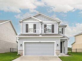 2514 Feather Crst Dr in St. Cloud, FL - Building Photo