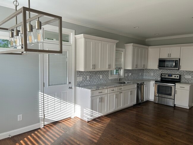 1001 57th Ave N in Nashville, TN - Building Photo - Building Photo