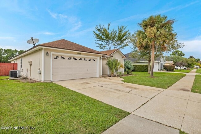 12895 Bentwater Dr in Jacksonville, FL - Building Photo - Building Photo