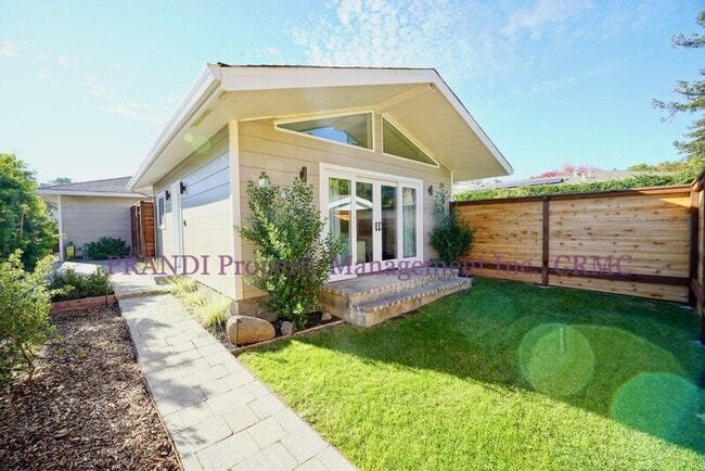 property at 112 Kinross Dr