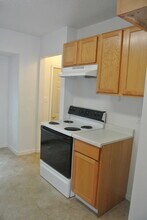 525 12th St NW in Minot, ND - Building Photo - Building Photo