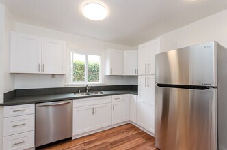 5006 Pickford St in Los Angeles, CA - Building Photo - Building Photo